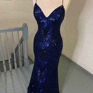 Elegant Blue Sequin Evening Dress